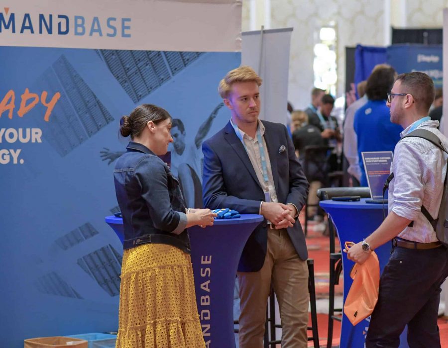 In between sessions, representatives of some of the biggest brands in B2B were able to get up close and personal with attendees curious about their solutions.